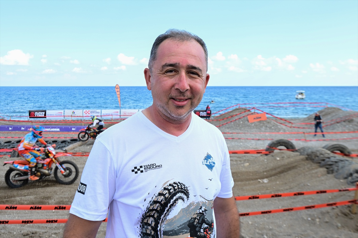 Kemer\'de spor organizasyonları turizm sezonunu uzatıyor, 36 ülkeden 370 sporcu geldi