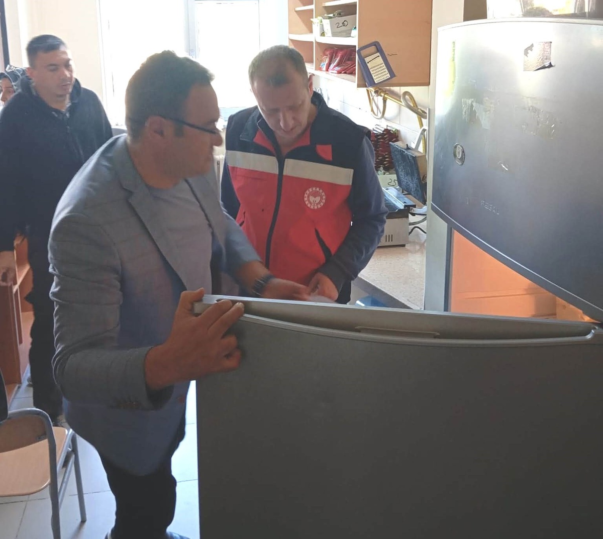 Kütahya Çavdarhisar\'da okul kantinlerinde gıda ve hijyen denetimi yapıldı