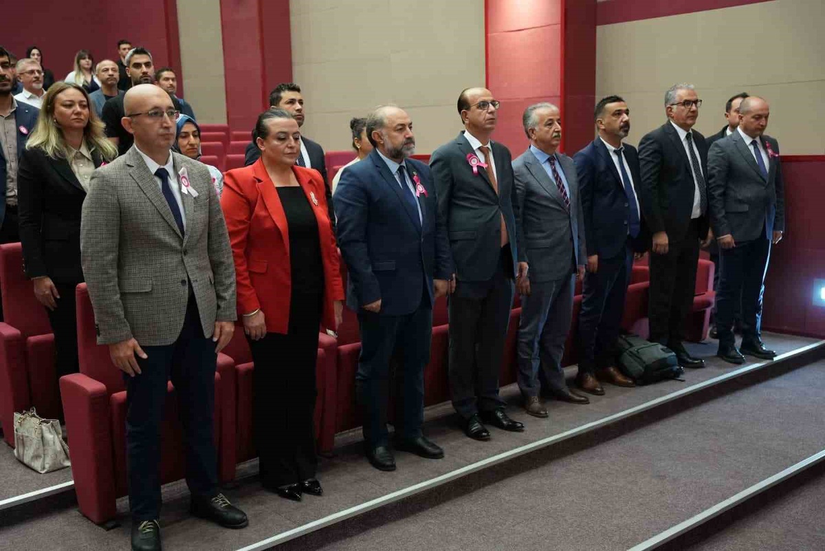MTÜ\'de düzenlenen meme kanseri sempozyumunda erken tanının önemi vurgulandı