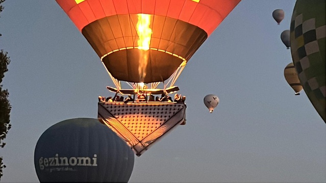 İHH Nevşehir, Kapadokya'da balonlarla Gazze için uluslararası kamuoyuna seslendi