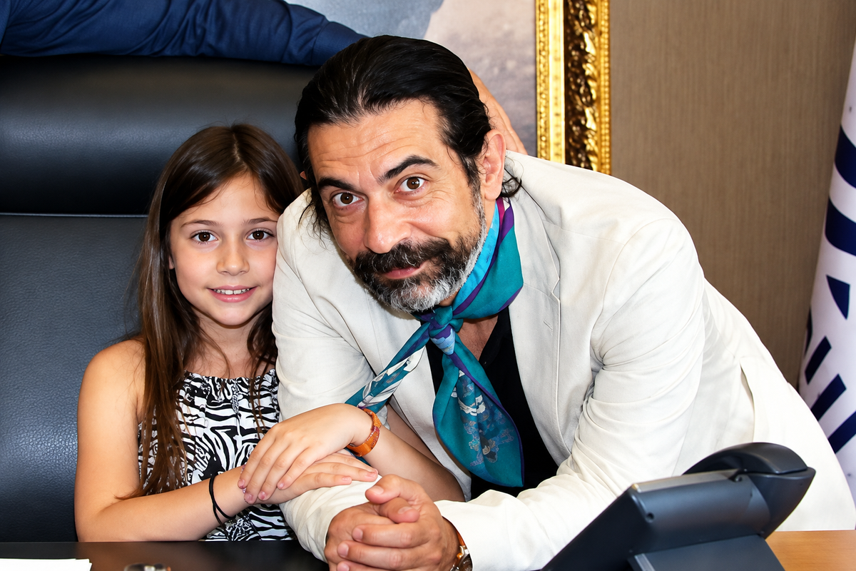 Okan Bayülgen\'in 17 yaşındaki kızı İstanbul\'dan büyük başarı