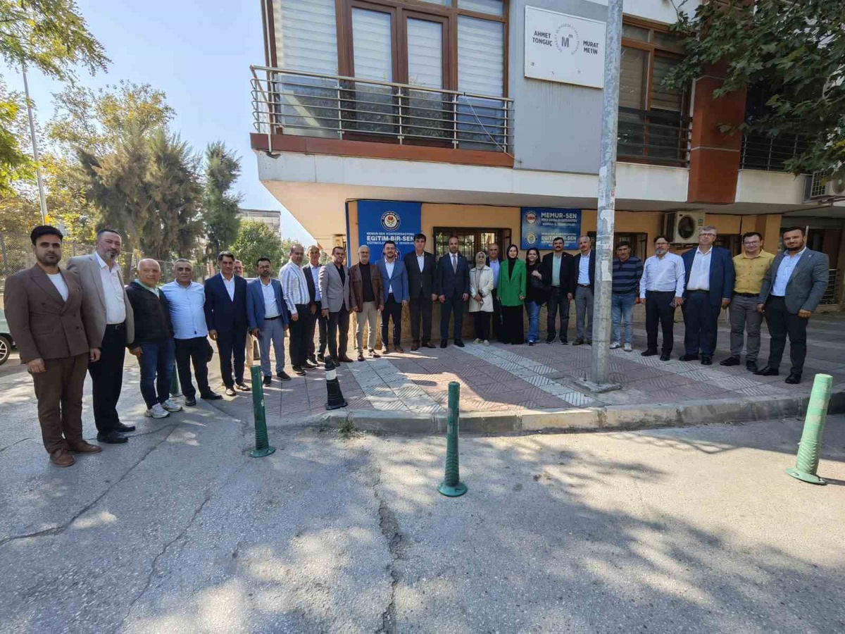 AK Partili Gültekin, Memur-Sen Manisa\'da mali ve özlük taleplerine takip sözü verdi