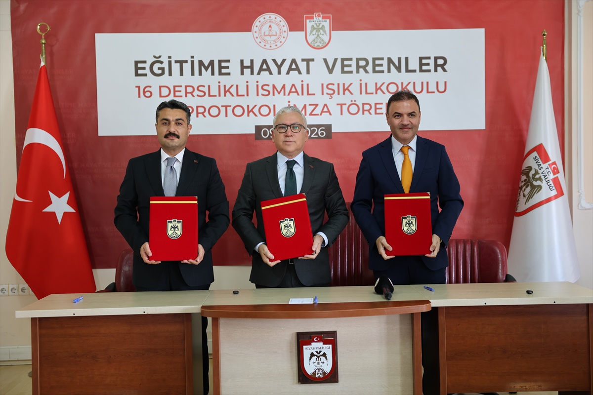 Sivas\'ta hayırsever Işık, yüzde 51 hibe ile 16 derslikli ilkokul protokolünü imzaladı