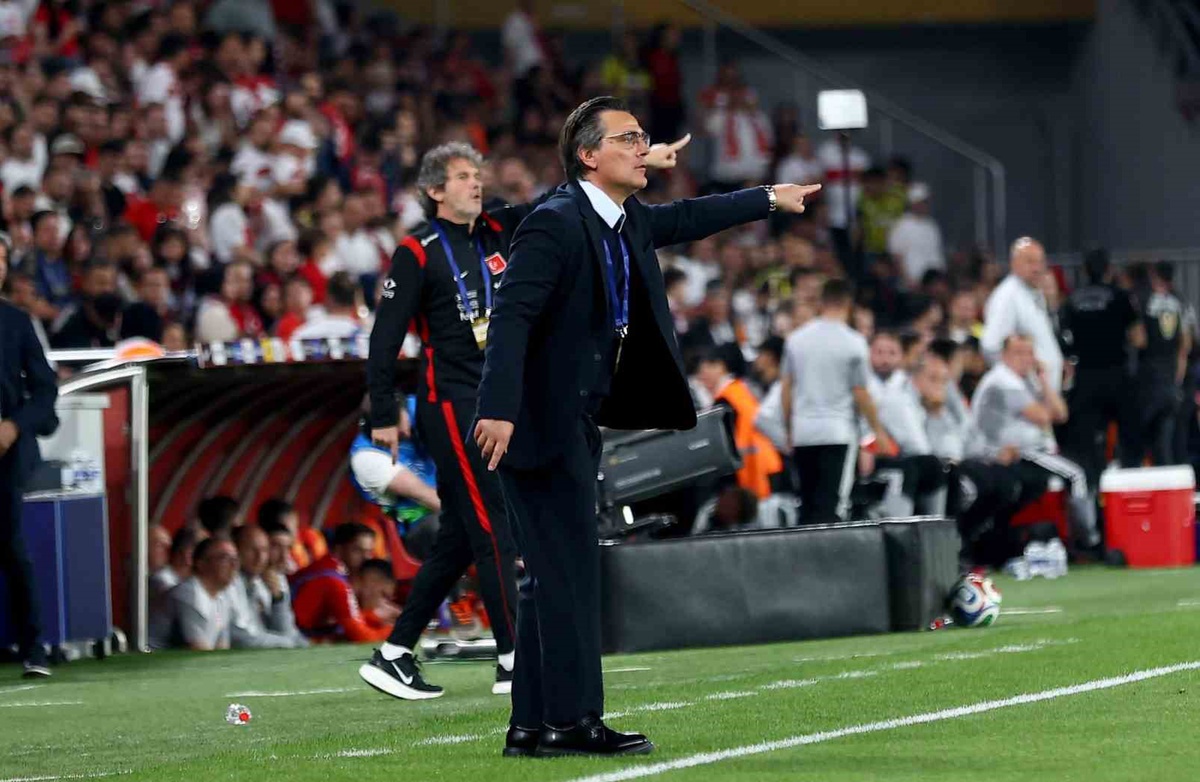 A Milli Takım'da Montella d&ouml;nemi sona erdi, TFF 1115 g&uuml;nl&uuml;k g&ouml;reve son verdi