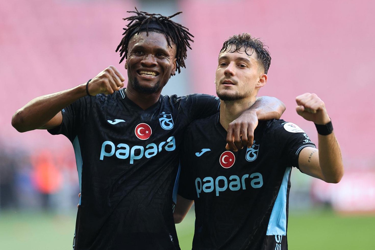 Trabzonspor, Karadeniz derbisinde Samsunspor\'u 45 dakikada yıktı
