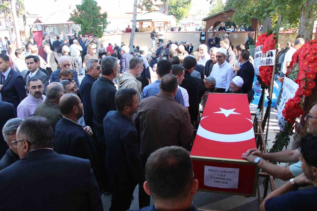 Vali Yardımcısı İhsan Ayrancı'nın babası isyan etti: Kim demiş intihar etti diye?