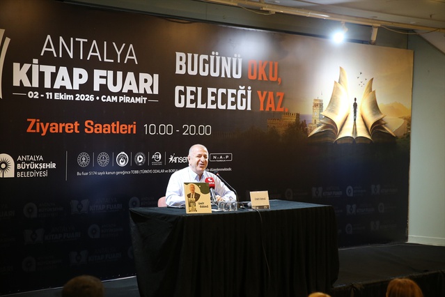 Özdağ, Antalya'da kadınlara seslendi ve partisinin seçime hazır olduğunu söyledi