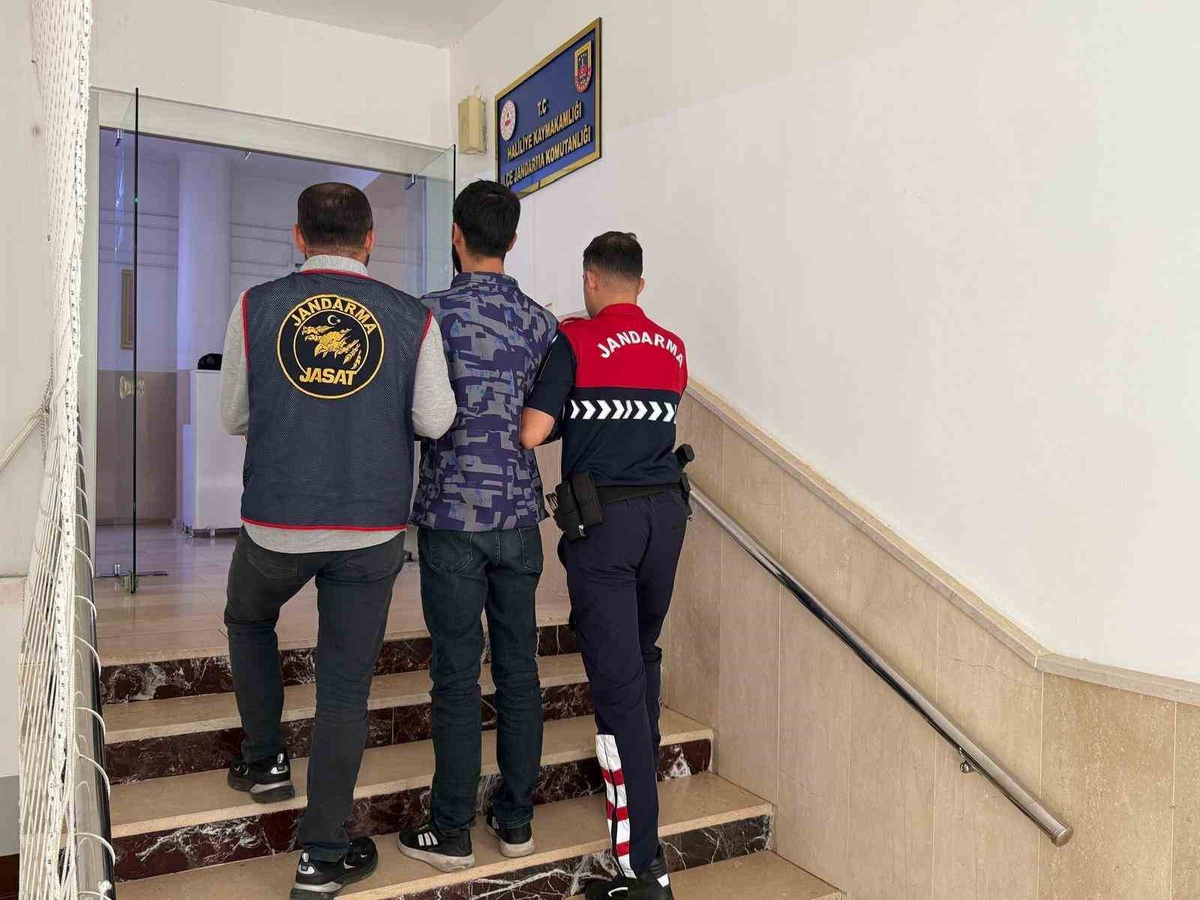 Bilişim yoluyla hırsızlıktan 5 yıl hapis cezası olan hükümlü Şanlıurfa\'da yakalandı