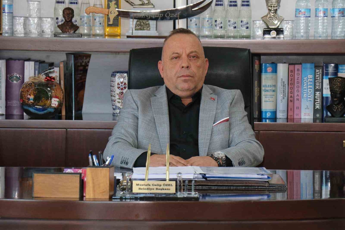 Bozdoğan Belediye Başkanı Özel, zeytin fiyatlarını üreticinin zararı olarak eleştirdi