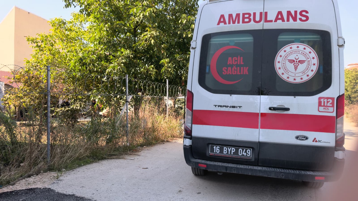 Bursa İnegöl\'de komşularının girdiği evde 78 yaşındaki Fahrettin Oral ölü bulundu