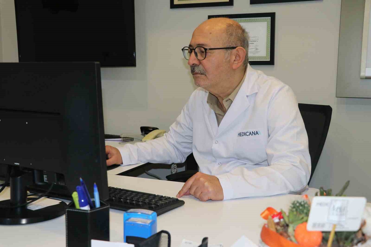 Çocuk cerrahı Günaydın, inmemiş testiste 1 yaş sınırına, kanser riskine dikkat çekti