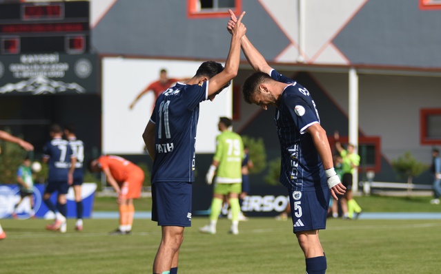 Erciyes 38 FK, 3'üncü Lig'de Adanaspor'u 6-1 yendi; Artun üç gol attı