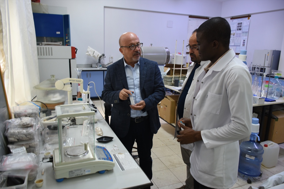 Potasyum feldspat, İnönü Üniversitesi projesiyle sıfır atıkla sanayiye ham madde oldu