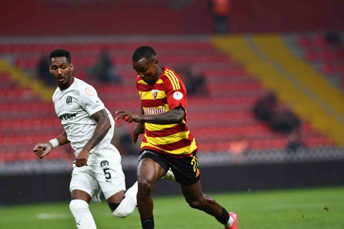Kayserisporlu Daniel Moreno, Manisa FK maçında üst üste 4. kez gol attı