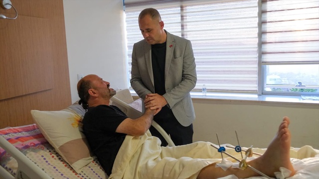 Kırklareli Belediye Başkanı Derya Bulut, hastaları ziyaret edip geçmiş olsun diledi
