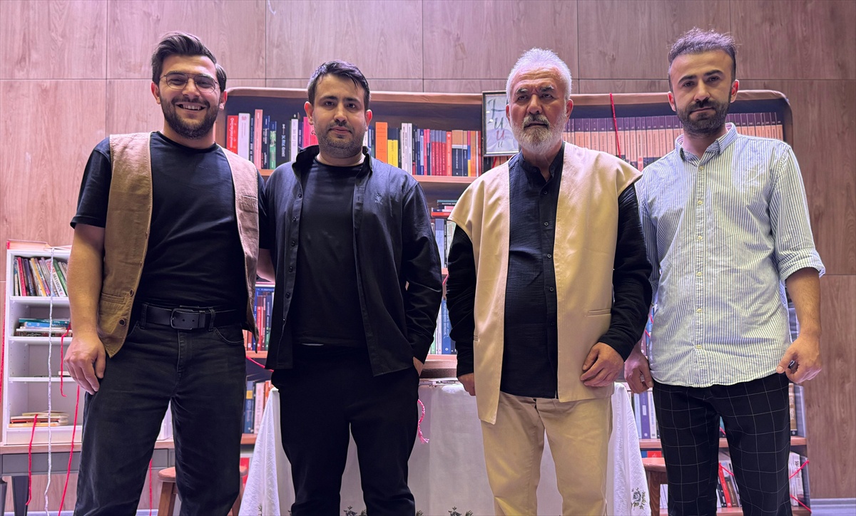 Mehmet Akif Çanakçı\'nın yazıp yönettiği Kör Nokta\'nın galası Üsküdar\'da yapıldı