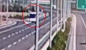 Kaza anının görüntüsü ortaya çıktı: 11 kişinin hayatını kaybettiği faciaya geri manevra neden olmuş
