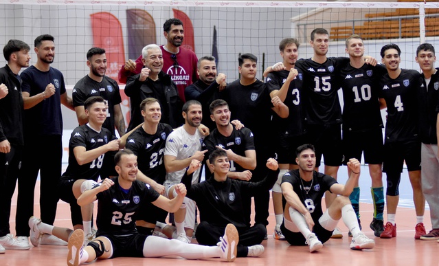 Melikgazi Belediye Spor, Kocaeli Büyükşehir Kağıtspor'u 3-0 yenerek 2'de 2 yaptı