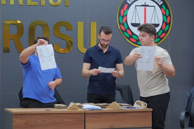 Kırklareli Barosu'nda tek adaylı seçimi Mümün Neşetoğlu 230 oyla kazandı
