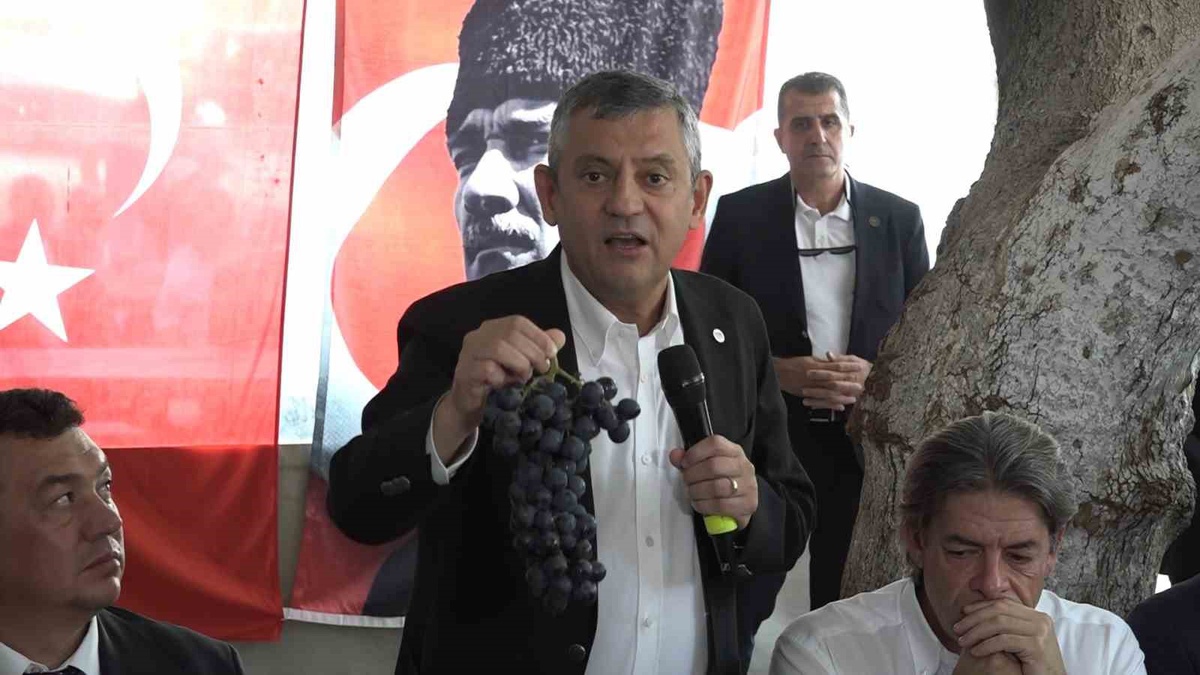 Özgür Özel Bursa\'da çiftçilere Bursa\'dan tarım bakanı çıkaracağı sözünü verdi