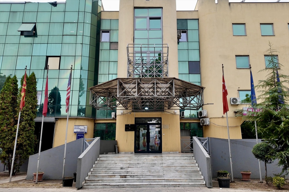 Üsküp Çayır\'da Türkçe 13 yıldır resmi dil, nüfus oranı yetersizken kabul edildi