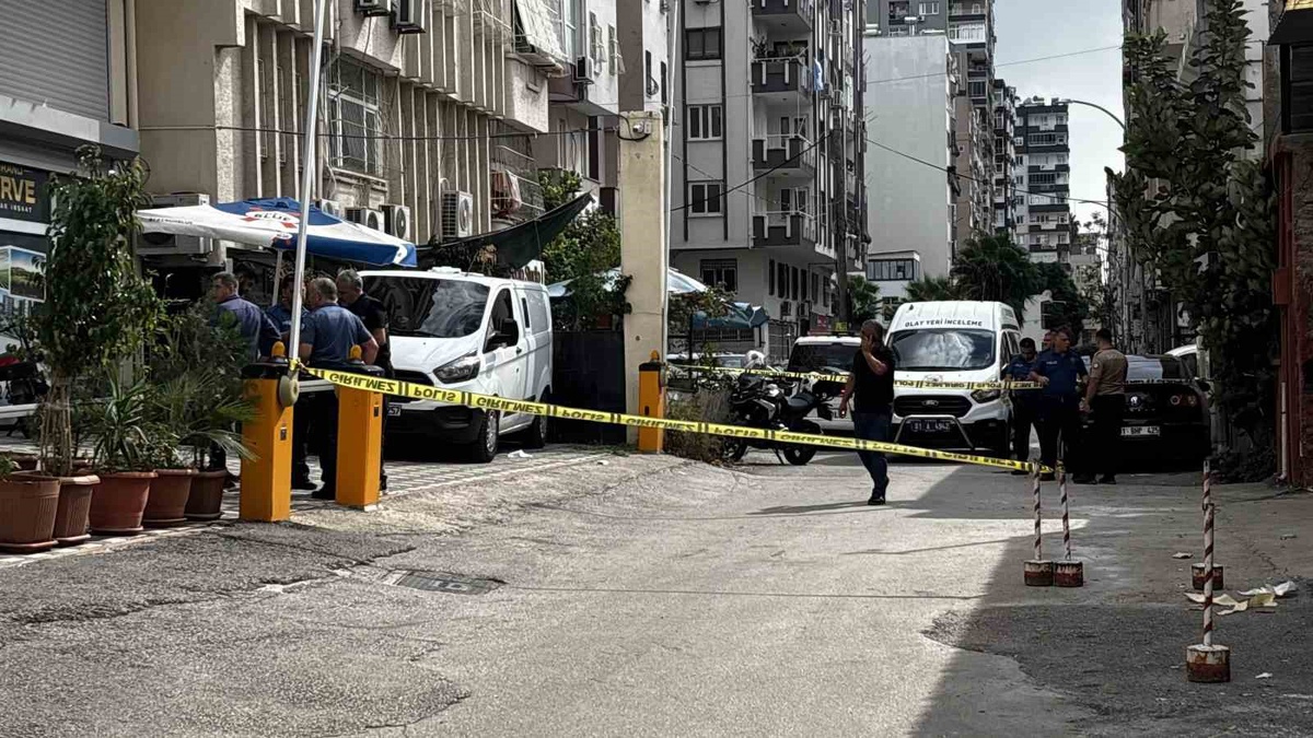 Kuyumcu Zahir Cız\'ın öldürülmesinin şüphelisi Aydın Kuşadası\'nda yakalandı