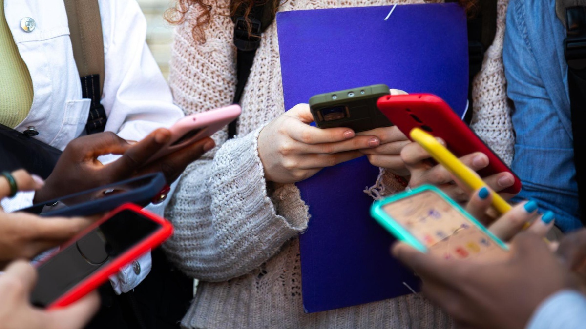 Düzenleme sonrası YouTube\'dan 15 yaş altı açıklaması: Çocukların hesapları kapatılabilir