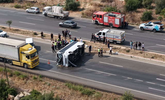 17 yaralının olduğu kaza kamerada! Vali dayanamadı tek cümle söyledi