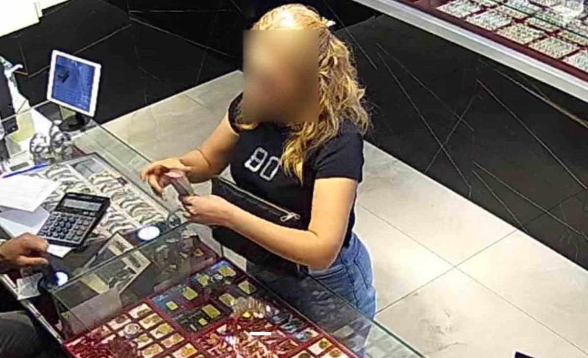 Afyonkarahisar\'da sahte altın bozdurduğu iddia edilen 2 şüpheli yakalandı