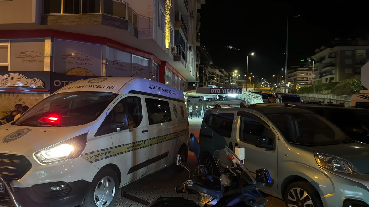 Alanya\'da oto yıkamadaki silahlı kavgada 2 kişi öldü, işletme sahibi Ü.A. tutuklandı