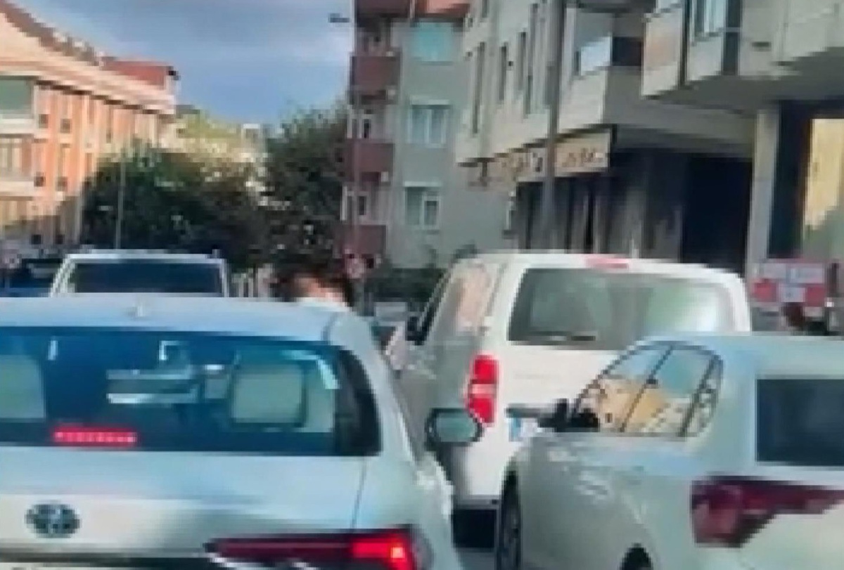 Avcılar\'da esnafı boğazından tutup darbeden sürücüye 180 bin lira ceza verildi