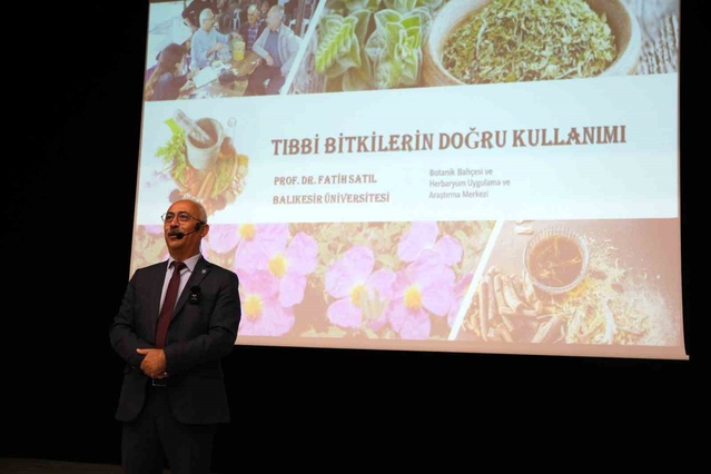 Prof. Dr. Satıl BAÜN'de bilinçsiz bitki kullanımının sağlık risklerini anlattı