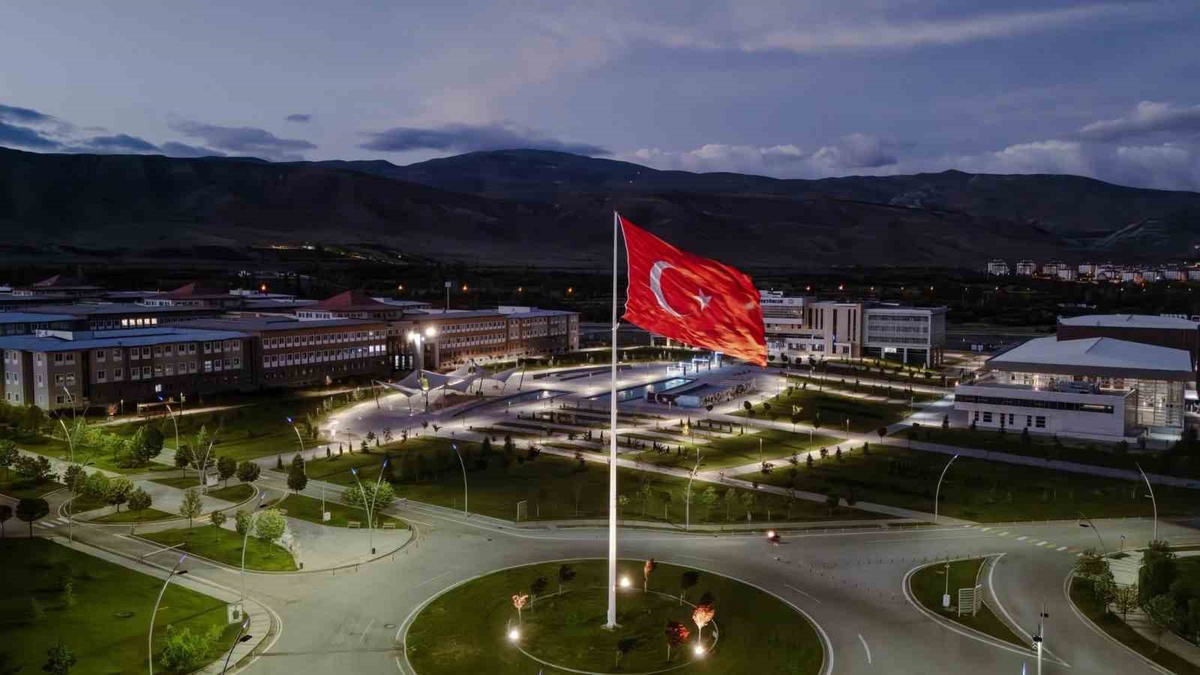 Antalya\'daki COP31\'da iklim projeleri kabul edildi, EBYÜ 5 çalışmayla yer alıyor