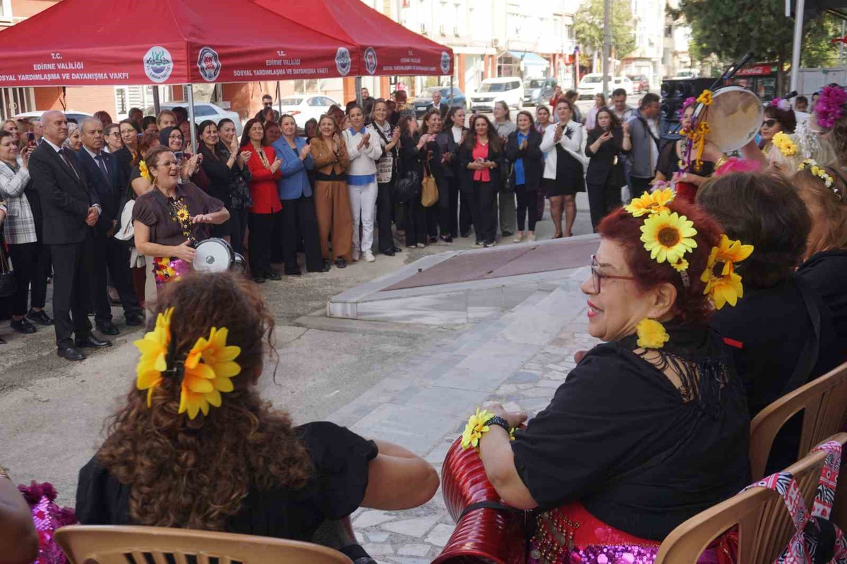 Edirne SODAM\'da yeni eğitim dönemi kadın dayanışması vurgusuyla açıldı