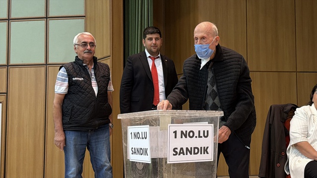 Edirne Ticaret Borsası seçimini Beyaz Liste kazandı, 93 yaşındaki üye oyunu kullandı