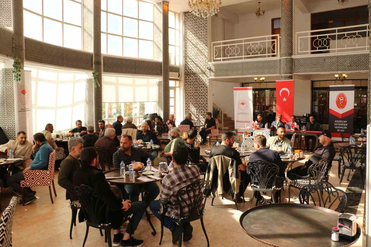 Erzincan\'da veteriner hekimlere değişen izin ve denetim talimatı anlatıldı
