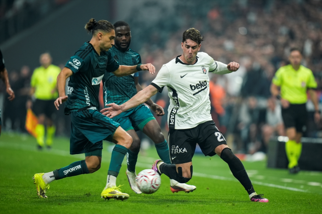 Yayıncı kuruluş bunu nasıl açıklayacak? Beşiktaş maçındaki detay olay oldu