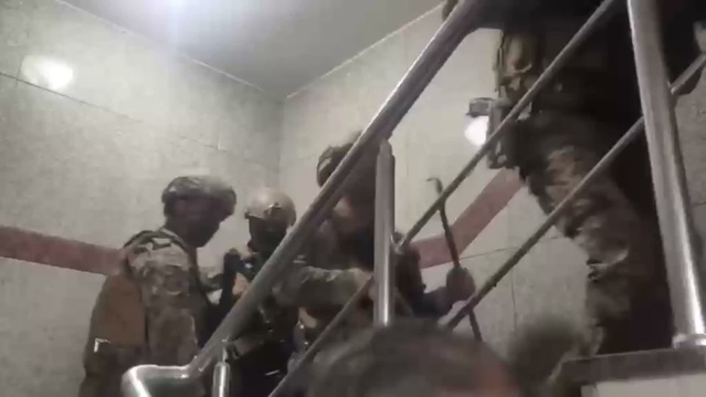 İçişleri Bakanlığı 22 ildeki operasyonlarda 327 şüphelinin yakalandığını açıkladı