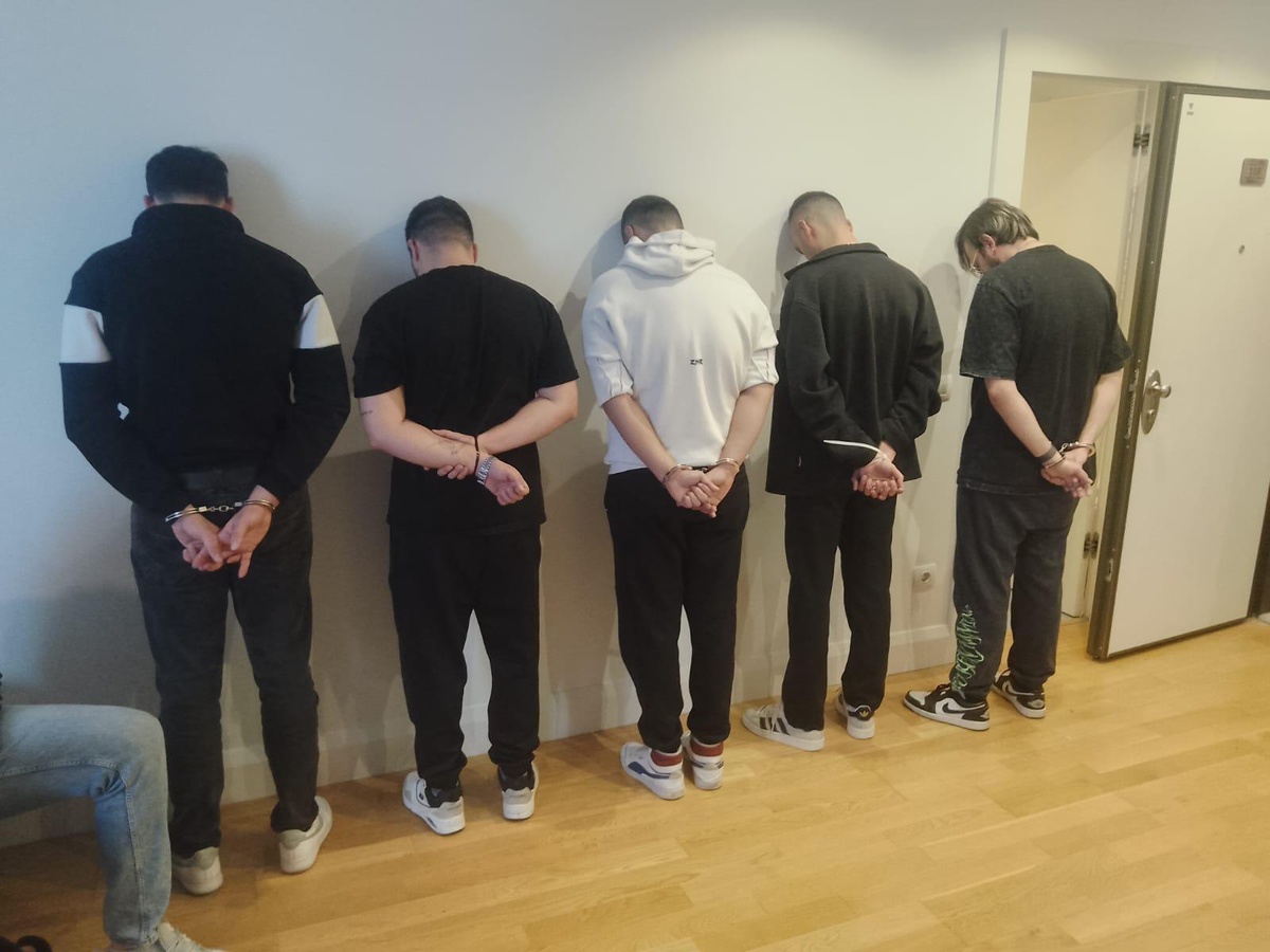 14 kişiyi 2,5 milyon lira dolandıran 8 şüpheli için İstanbul\'da iddianame düzenlendi