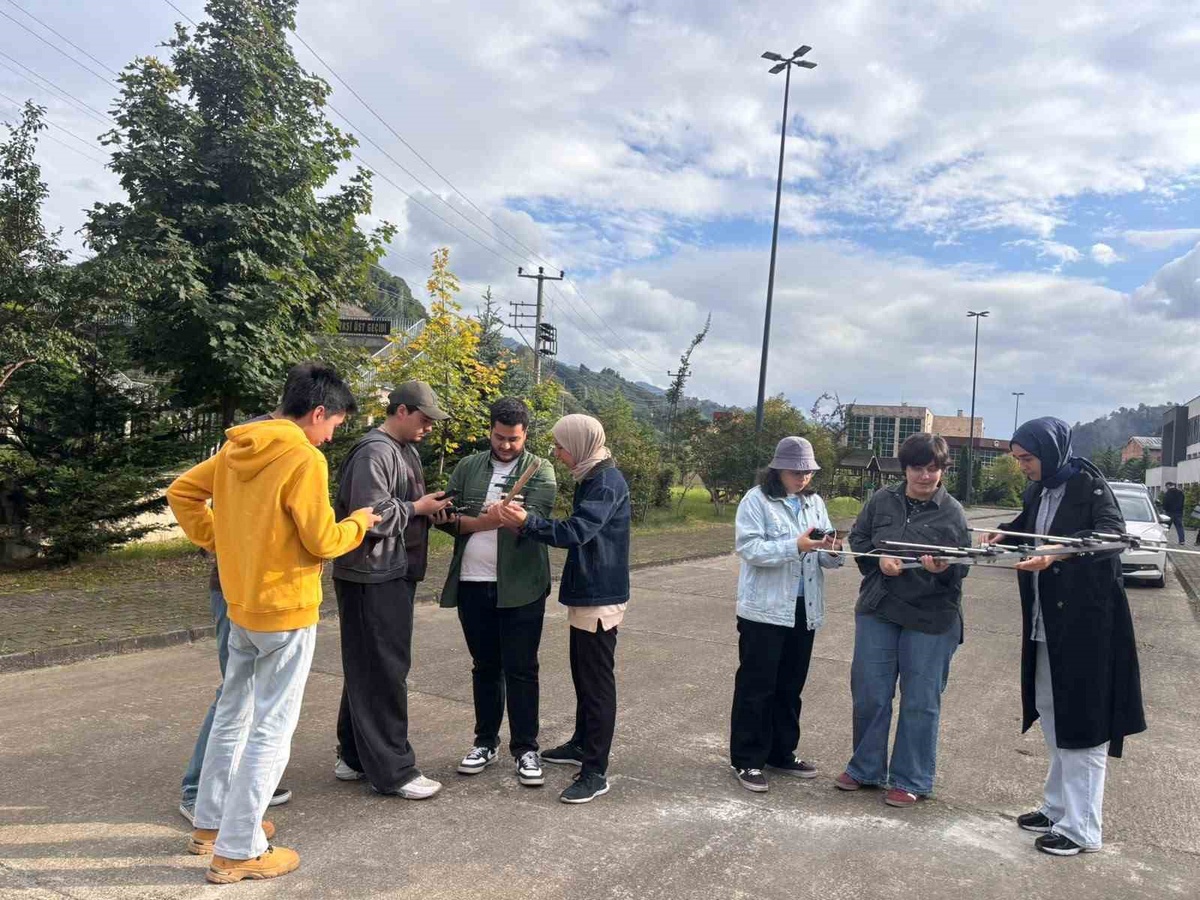 KTÜ Of Teknoloji Fakültesi öğrencileri ISS\'ten 8 SSTV görüntüsüyle ARISS ödülünü aldı