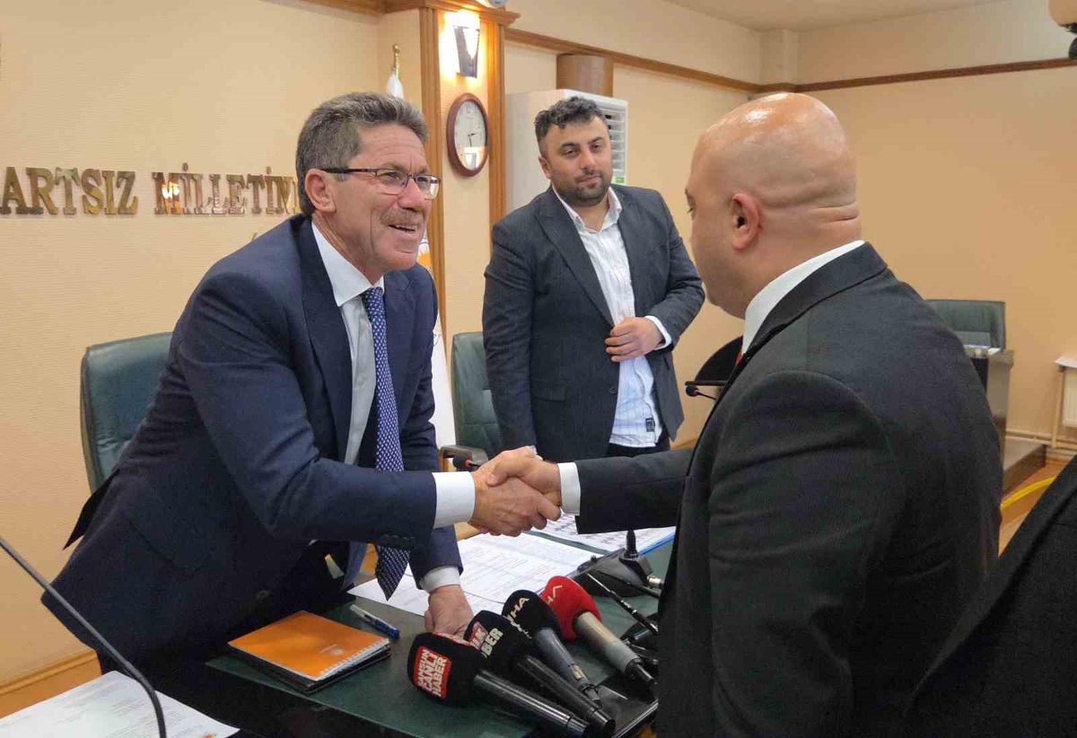SBB Meclisi\'nde Samsunspor Nuri Asan Tesisleri maddesi komisyona havale edildi