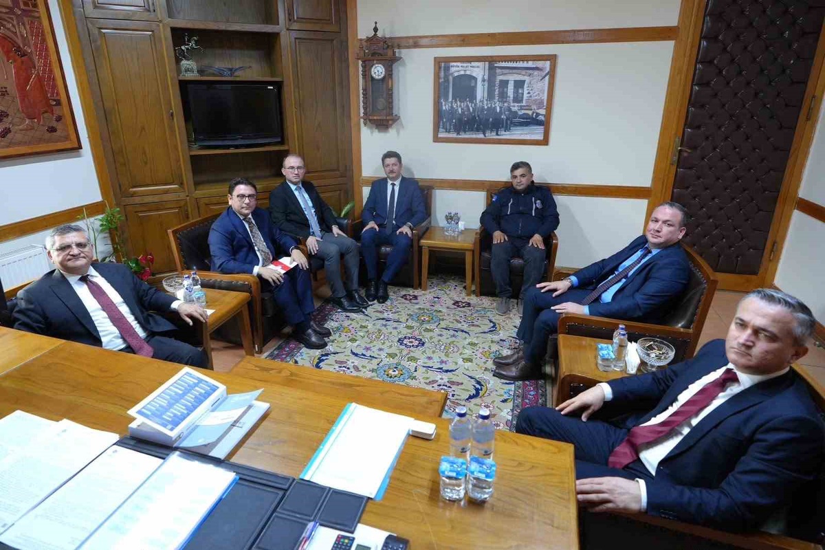 Sinop Valisi Özarslan, hükümlü projesi için Başsavcı Aksoy\'u ziyaret etti
