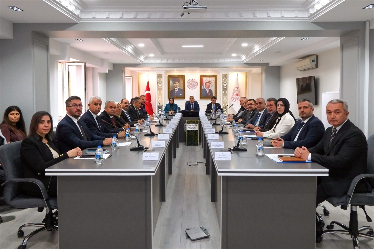 Karaman\'da engelli erişilebilirlik toplantısı Vali Çiçek başkanlığında yapıldı