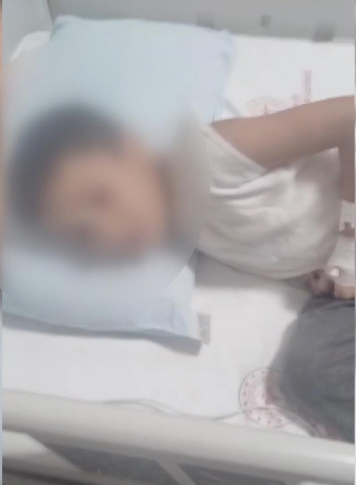 Arnavutköy\'de 12 yaşındaki çocuk iddiaya göre yakıldı, 3. derece yanık oluştu
