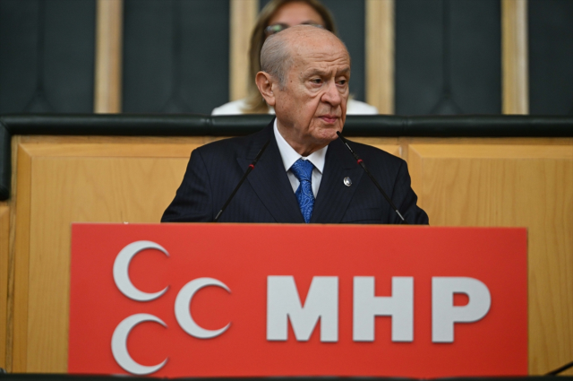 Bahçeli'den Türk gençlerine