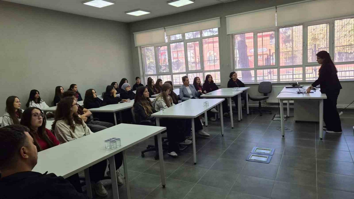 Eskişehir Model Fabrika, Borsa İstanbul Fen Lisesi öğrencilerini ağırladı