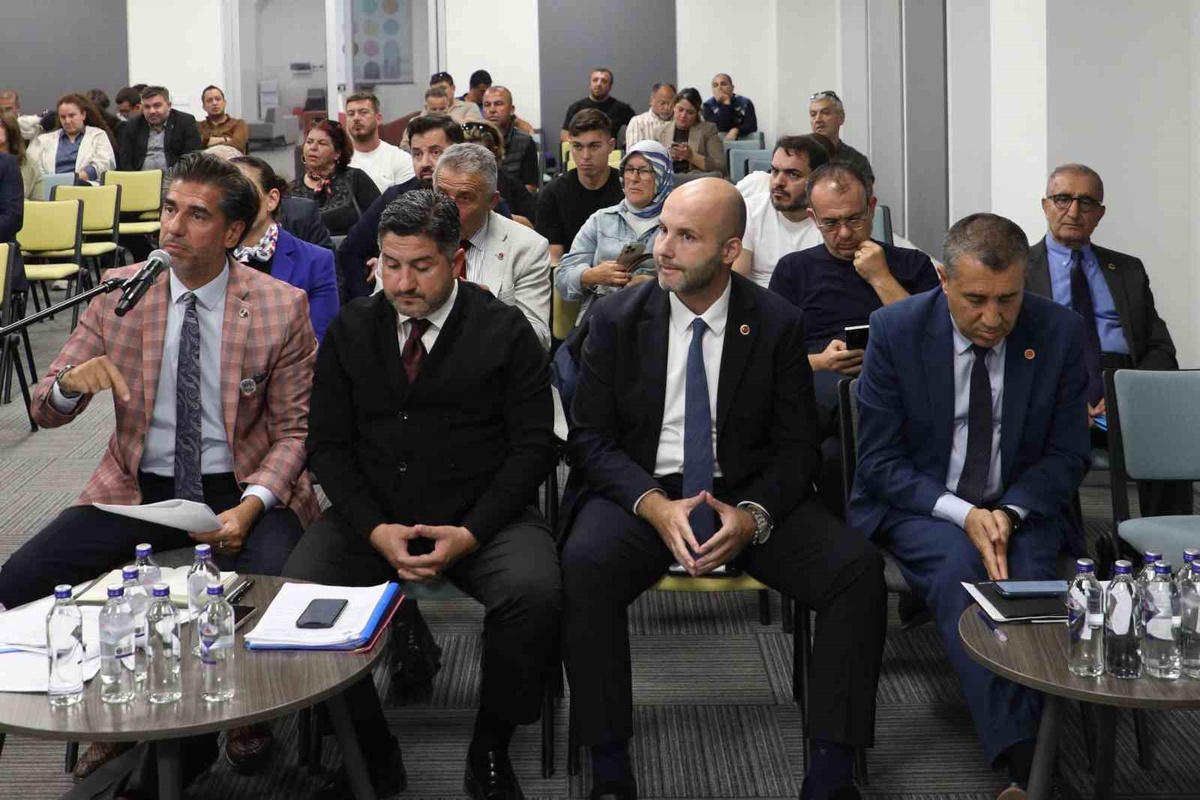 Bursa Mudanya\'da bütçe evrakları gecikti, Cumhur İttifakı oylamaya katılmayacak