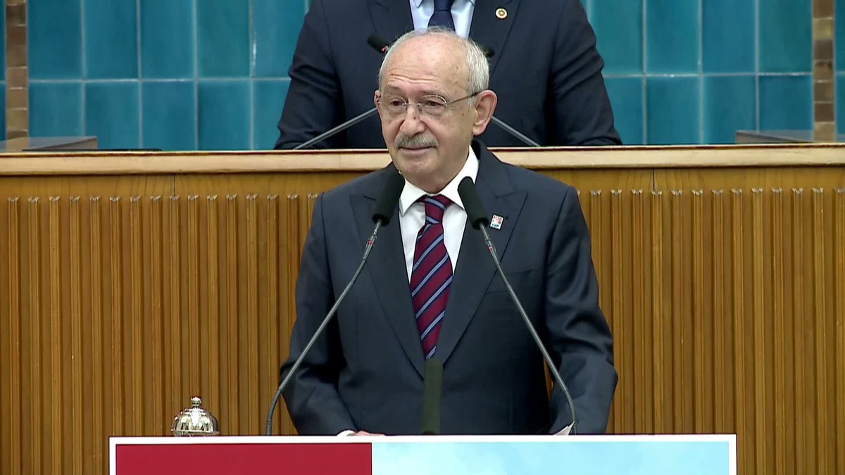 CHP lideri Kılıçdaroğlu, AK Parti\'ye geçen belediye başkanlarını eleştirdi