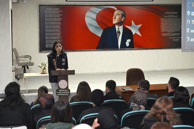 Erzincan'da okul bahçe sorumlusu personele işbaşı ve oryantasyon eğitimi düzenlendi