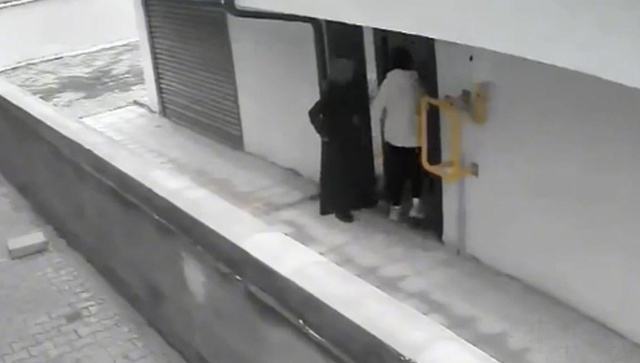 2 kadın hırsız yakalandı! Üzerlerinden çıkanlar şaşırttı